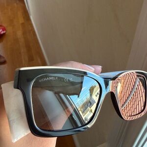 CHANEL Black and Beige Square Sunglasses with Brown Lenses
